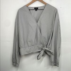 MOSSIMO Striped Wrap Top Gray & White Long sleeve size XXL